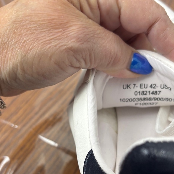 ASOS men’s running White and Black Platform Sneakers - Picture 7 of 7